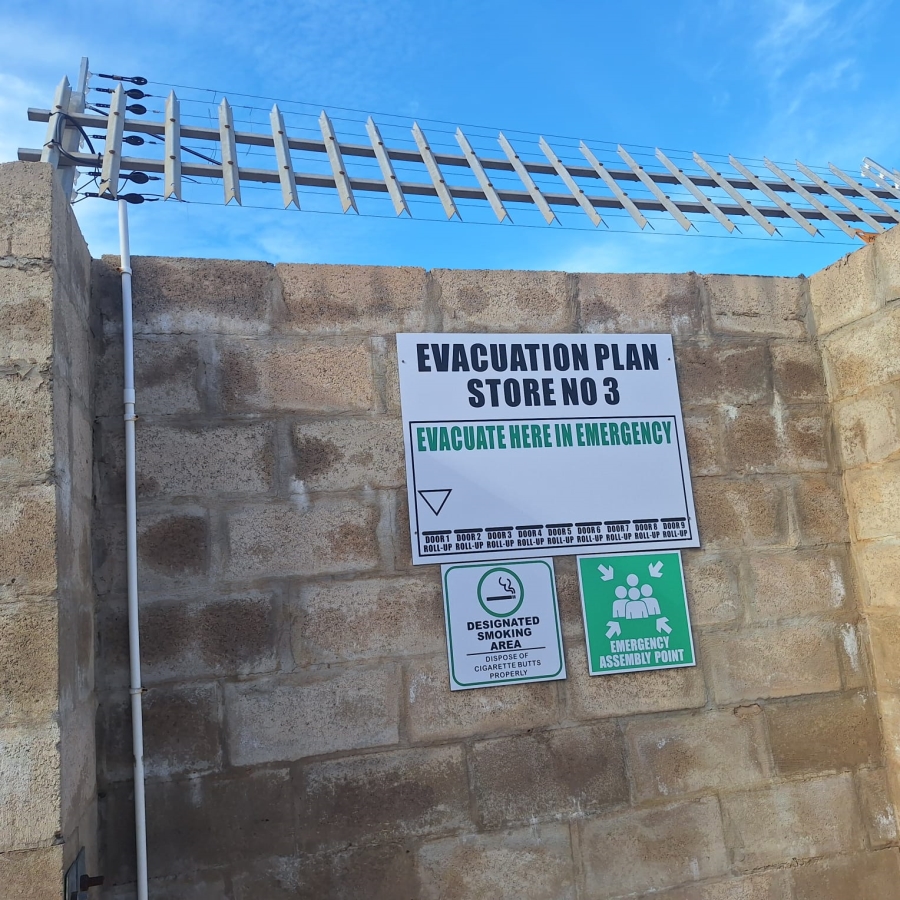 To Let Commercial Property for Rent in De Almeida Western Cape